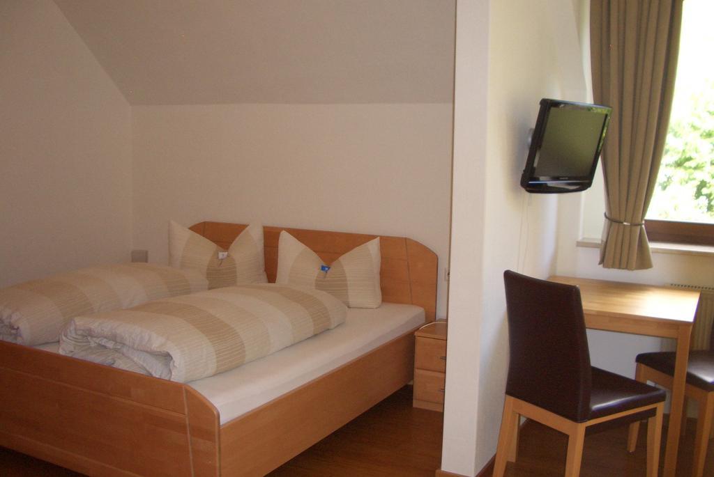 Gaestehaus Weberskirch Эрнст Номер фото